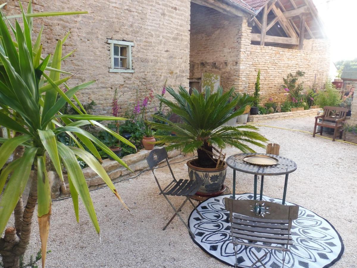 Vernot Chambre D'Hotes Des 3 Ifs מראה חיצוני תמונה
